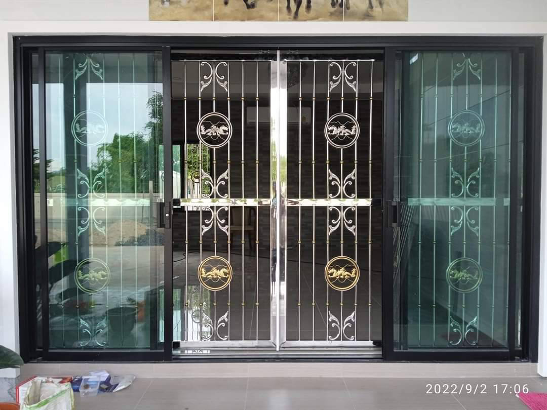 1 - https://งานสแตนเลสประตูรั้วสแตนเลสราคาถูก.com | งานสแตนเลสประตูรั้วสแตนเลสราคาถูก - ช่างเอ็กซ์ สแตนเลส จันทบุรี รับทำงานเหล็ก สแตนเลส ประตูม้วน ประตูรีโมท ประตูรั้วสแตนเลส ราวบันได ระเบียงกันตก กันสาด เมทัลชีท โพลี โครงหลังคาสแตนเลส