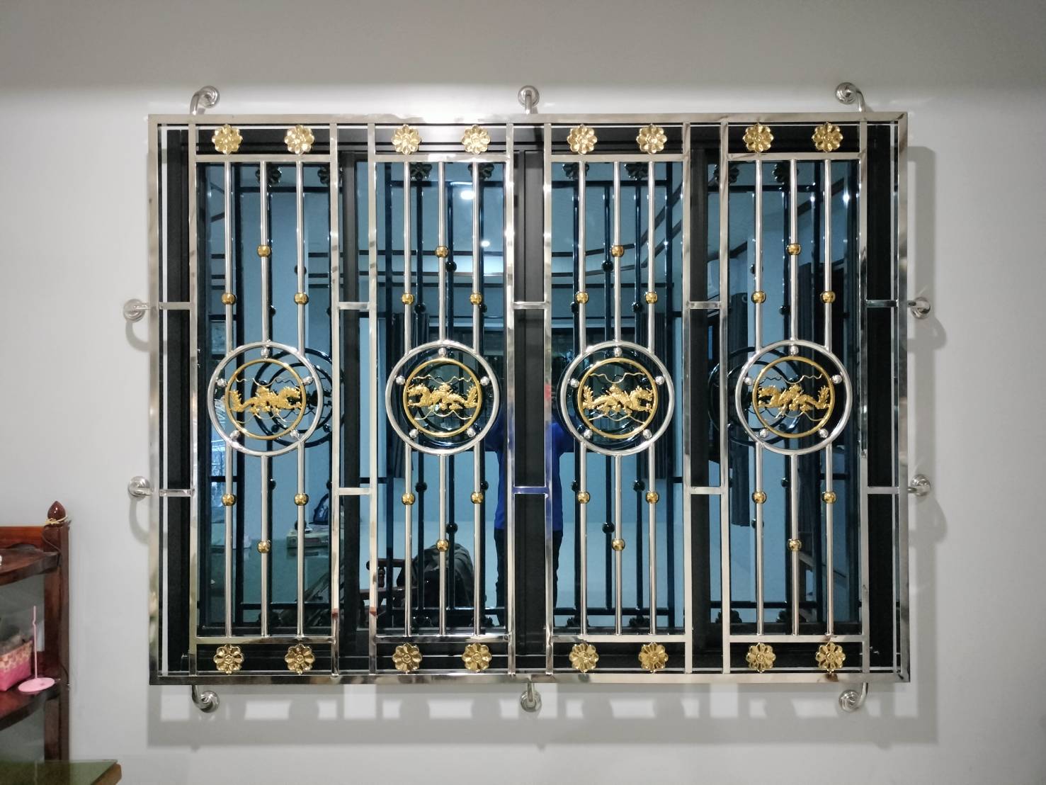 12 - https://งานสแตนเลสประตูรั้วสแตนเลสราคาถูก.com | งานสแตนเลสประตูรั้วสแตนเลสราคาถูก - ช่างเอ็กซ์ สแตนเลส จันทบุรี รับทำงานเหล็ก สแตนเลส ประตูม้วน ประตูรีโมท ประตูรั้วสแตนเลส ราวบันได ระเบียงกันตก กันสาด เมทัลชีท โพลี โครงหลังคาสแตนเลส